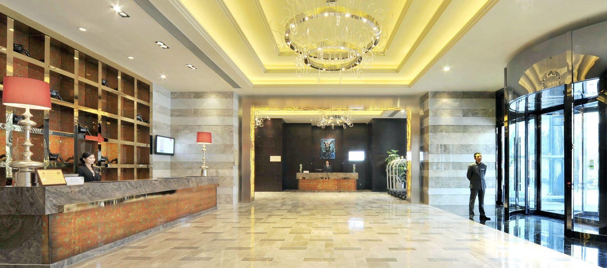 Royal Suites & Towers ווהאן מראה חיצוני תמונה